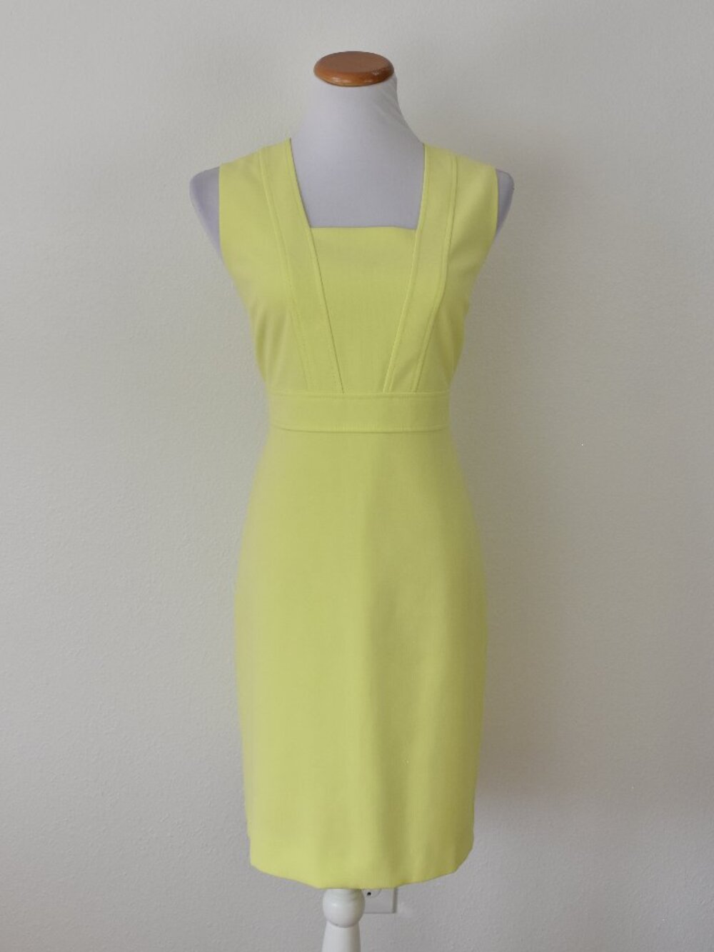 Ann Taylor Neon Chartreuse Shift Dress - 10P - Picture 1 of 11